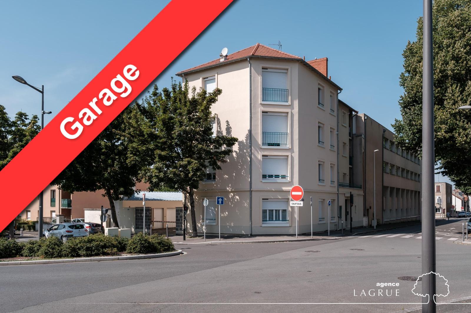 parking  pièces - VICHY