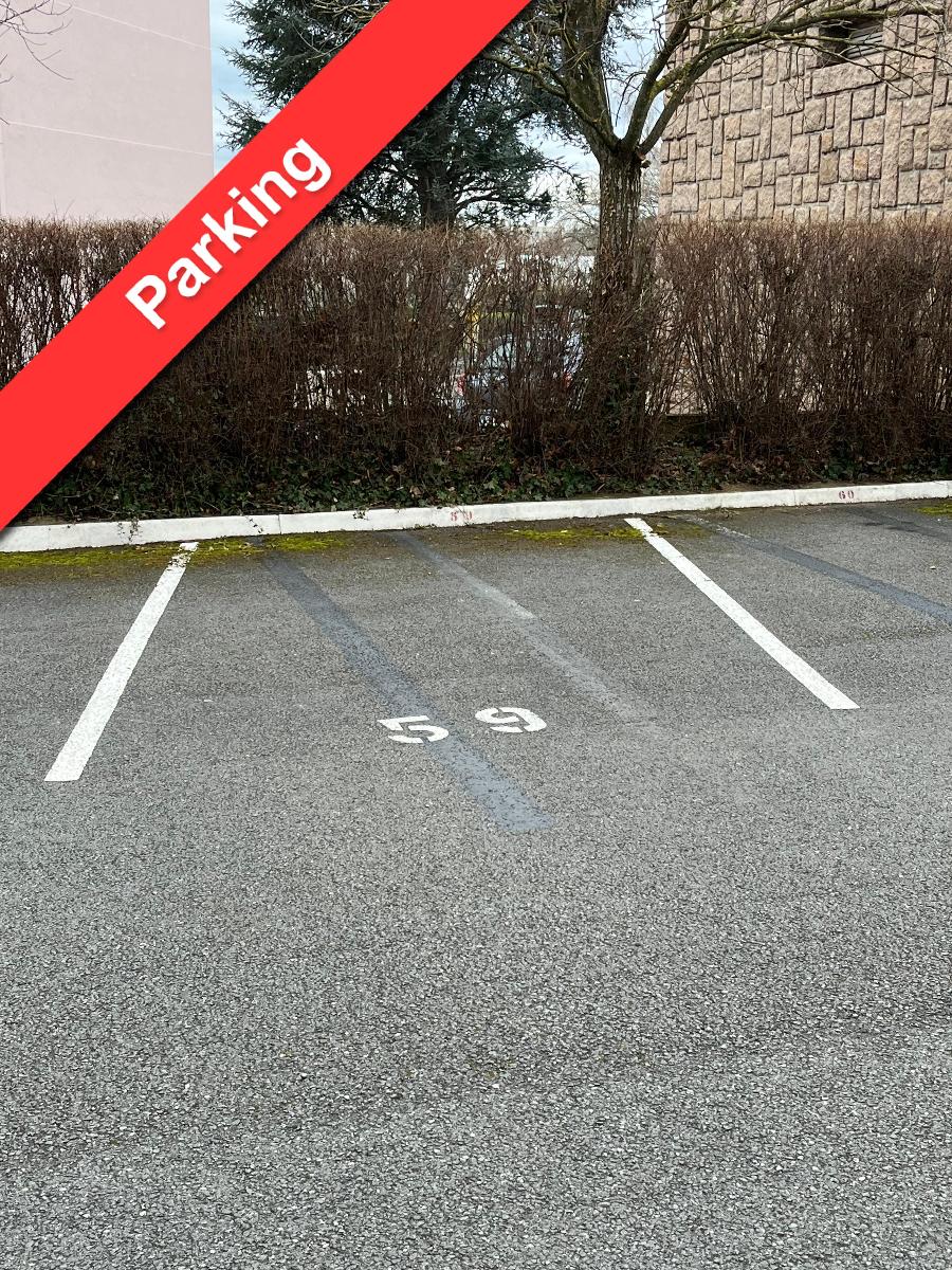 parking  pièces - VICHY