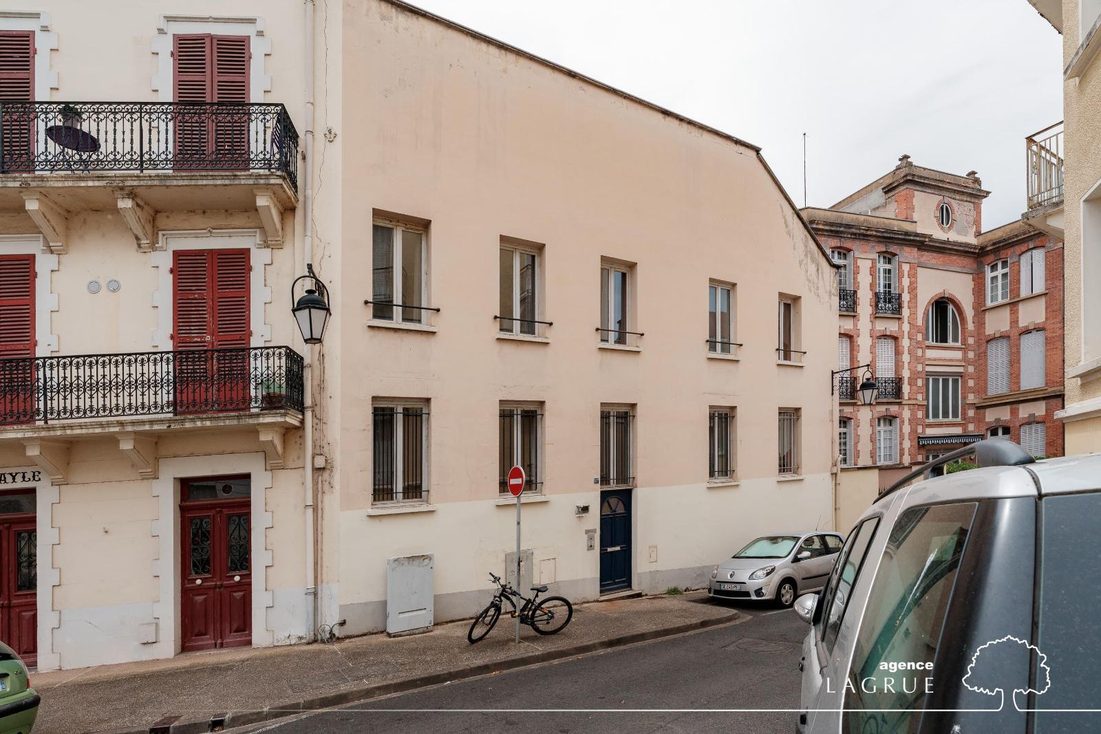 immeuble 7 pièces - VICHY