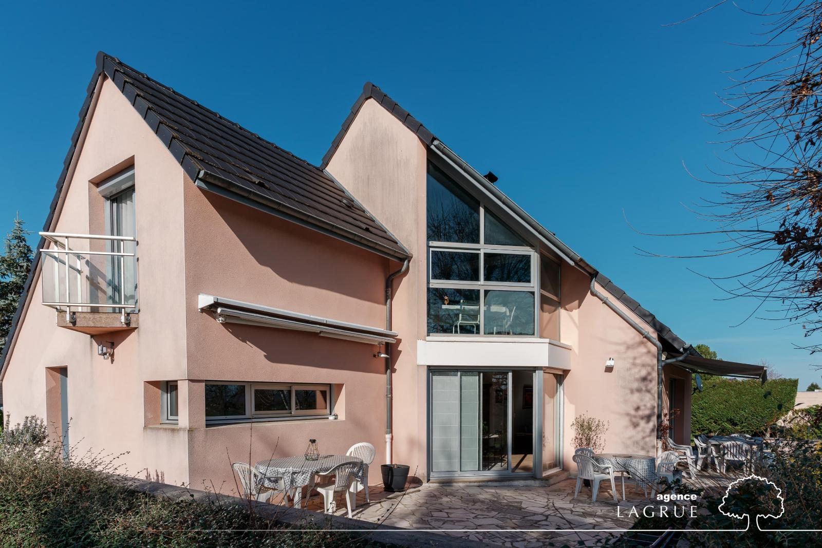 maison 7 pièces - SERBANNES