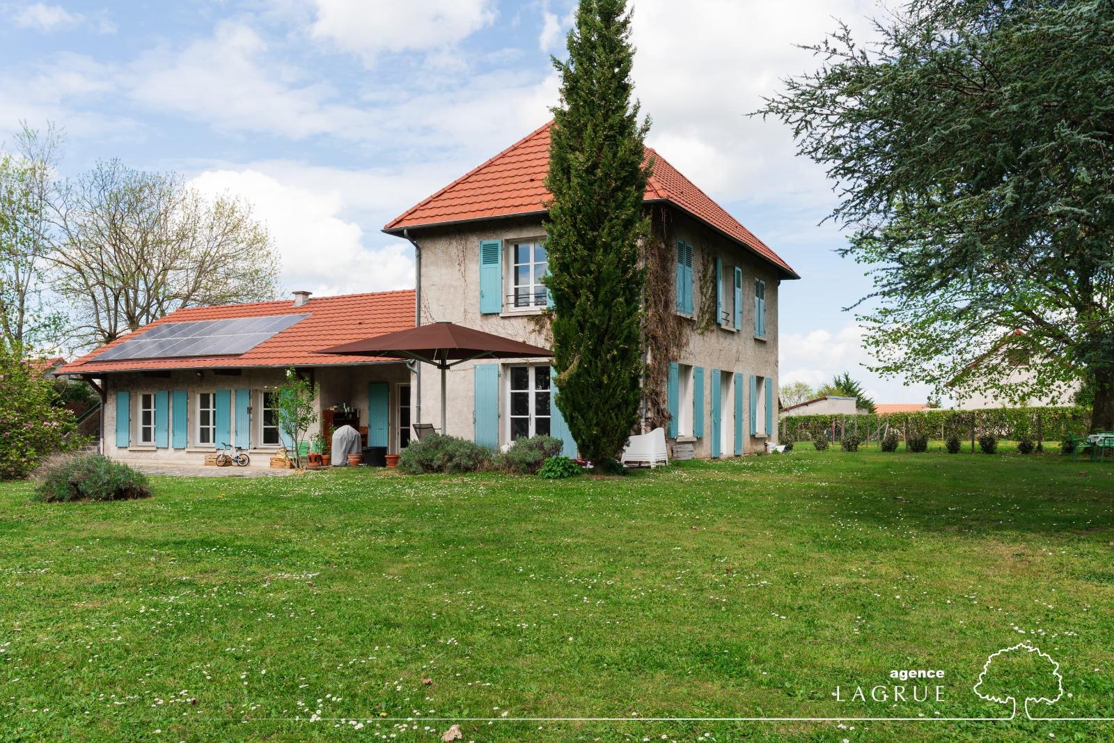 maison 7 pièces - VENDAT