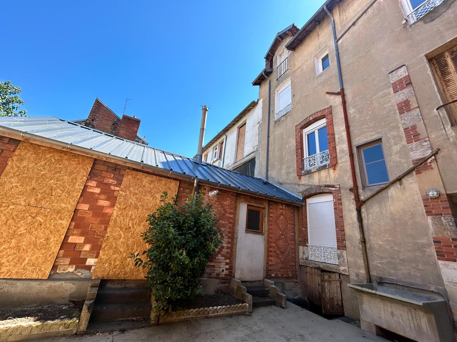 immeuble 0 pièces - VICHY