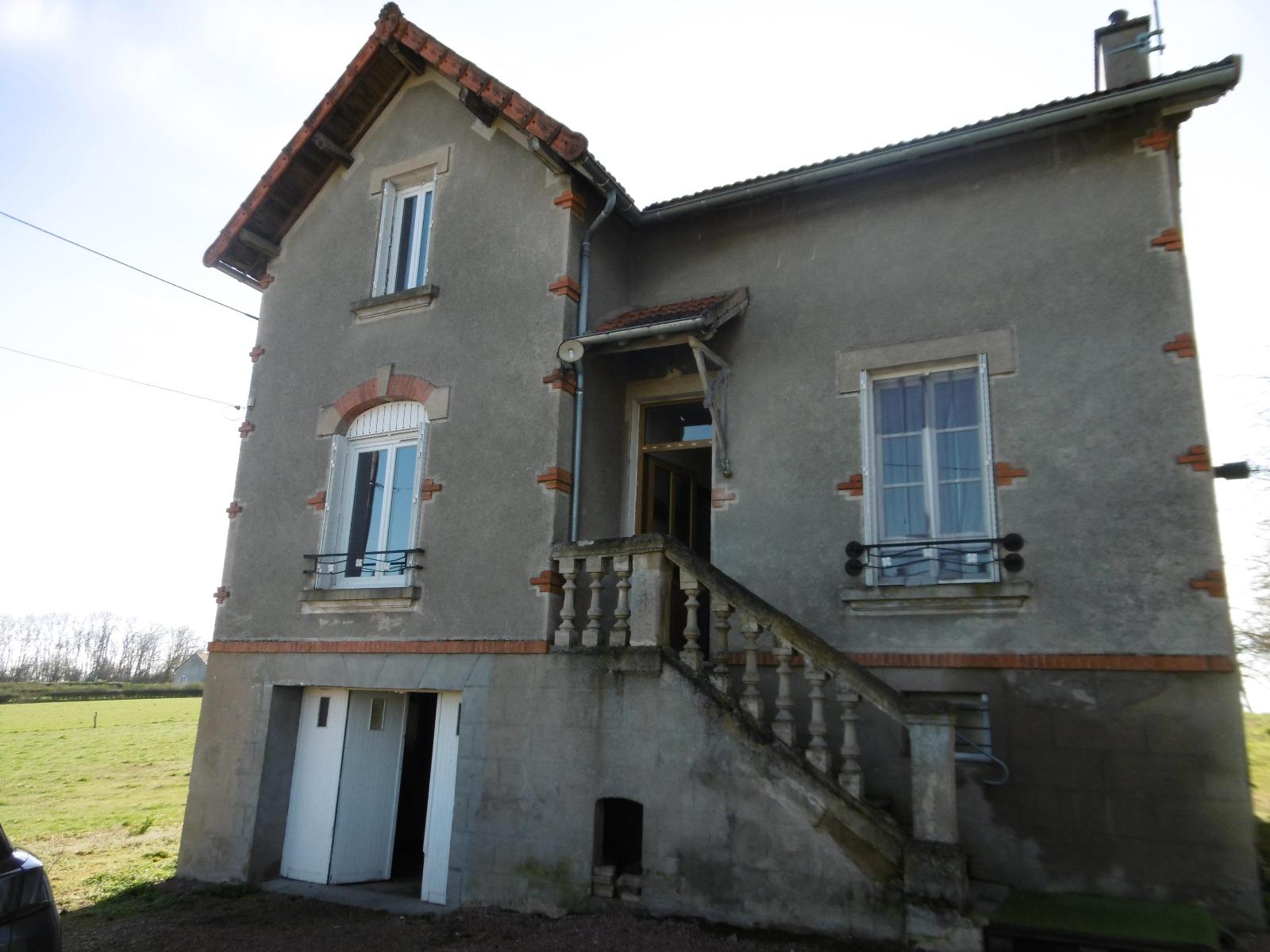 maison 6 pièces - MONTAIGUET-EN-FOREZ